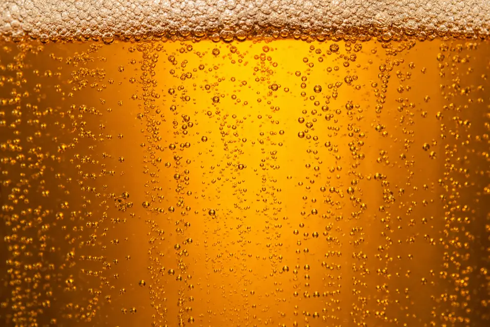 Bulles d’une bière blonde